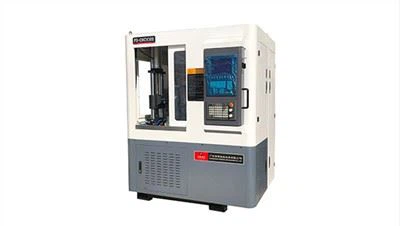 Aká je tvarovacia funkcia stroja na výrobu lámp (ak je to relevantné)?